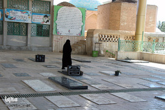 خفته در خاک؛ زنده در افلاک