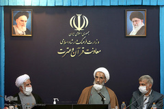 مراسم تجلیل از خادمان قرآن کریم برگزیده سالهای ۹۸ و ۹۹