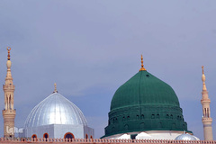 حرم مطهر و نورانی اشرف الانبیاء، حضرت محمد مصطفی(ص) در مدینه منوره