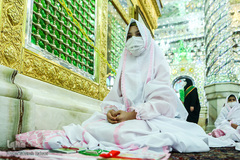 مراسم جشن تکلیف 42 دختر در امامزاده پنج تن لویزان