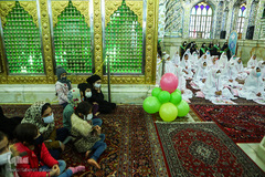 مراسم جشن تکلیف 42 دختر در امامزاده پنج تن لویزان