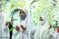 مراسم جشن تکلیف 42 دختر در امامزاده پنج تن لویزان