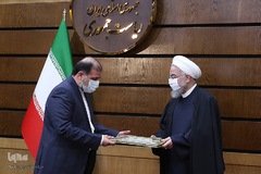 آیین تجلیل از برگزیدگان بیست‌وچهارمین و بیست‌وپنجمین دوره تکریم خادمان قرآن کریم جمهوری اسلامی ایران با حضور رییس جمهور