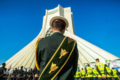 مانور اقتدار ۱۴۰۰