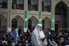 لحظه تحویل سال ۱۴۰۰ در حرم مطهر رضوی