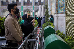 لحظه تحویل سال ۱۴۰۰ در حرم مطهر رضوی