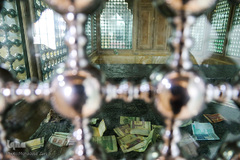 آستان مقدس امام‌زادگان پنج‌تن، در دهستان تبادکان