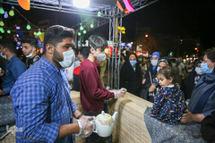 تدارک ویژه مردم شیراز برای جشن سالروز میلاد امام زمان (عج)