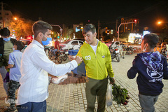 تدارک ویژه مردم شیراز برای جشن سالروز میلاد امام زمان (عج)