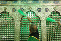 آیین گلاب شویی گنبد حرم مطهر شاهچراغ‎ (ع)