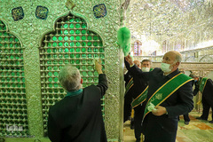 آیین گلاب شویی گنبد حرم مطهر شاهچراغ‎ (ع)