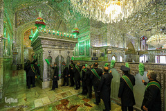 آیین گلاب شویی گنبد حرم مطهر شاهچراغ‎ (ع)