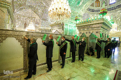 آیین گلاب شویی گنبد حرم مطهر شاهچراغ‎ (ع)