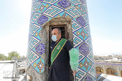 آیین گلاب شویی گنبد حرم مطهر شاهچراغ‎ (ع)