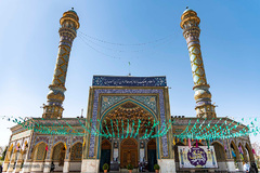 آرامش بهاری در امامزاده طاهر کرج