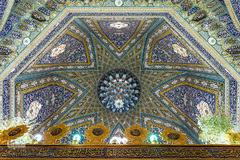 آرامش بهاری در امامزاده طاهر کرج