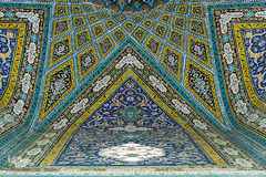 آرامش بهاری در امامزاده طاهر کرج