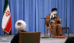 دیدار اعضای ستاد کنگره ملّی شهدای استان یزد با رهبر معظم انقلاب