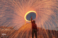 استقبال جوانان غزه از رمضان