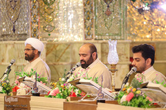 جزء خوانی قرآن کریم در حرم مطهر شاهچراغ (ع)