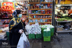 تکاپوی سفره افطار اولین شب ماه مبارک رمضان