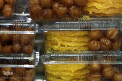 تکاپوی سفره افطار اولین شب ماه مبارک رمضان