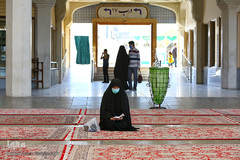 ترتیل‌خوانی در حرم حضرت معصومه(س)