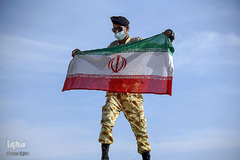 رژه خودرویی روز ارتش در شیراز