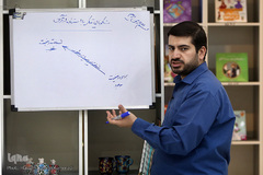 هانی چیت‌چیان، عضو هیات علمی مجمع مدارس دانشجویی قرآن و عترت(ع) دانشگاه تهران