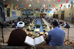 آئین جزخوانی قرآن کریم مددجویان مجتمع فرهنگی زندان مرکزی قم