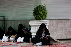 احیای شب نوزدهم ماه رمضان در حرم رضوی