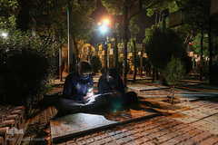 احیای شب بیست‌و‌یکم رمضان در گلزار شهدای اراک