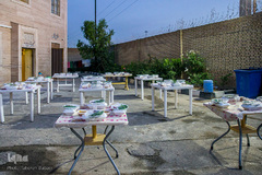 شبی متفاوت در گرمخانه‌های تهران/ آیین‌ شب‌زنده‌داری در مددسرا