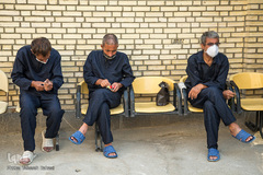 شبی متفاوت در گرمخانه‌های تهران/ آیین‌ شب‌زنده‌داری در مددسرا