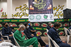 شبی متفاوت در گرمخانه‌های تهران/ آیین‌ شب‌زنده‌داری در مددسرا