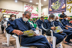 شبی متفاوت در گرمخانه‌های تهران/ آیین‌ شب‌زنده‌داری در مددسرا