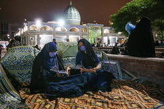 احیای شب بیست و سوم رمضان در امام زاده حسن (ع)