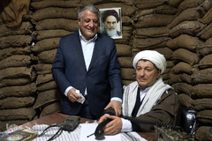 مراسم رونمایی از تندیس مرحوم آیت‌الله اکبر هاشمی‌ رفسنجانی در موزه انقلاب اسلامی و دفاع مقدس