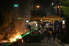 یورش وحشیانه صهیونیستها به فلسطینیان در مسجدالاقصی