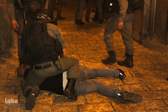 یورش وحشیانه صهیونیستها به فلسطینیان در مسجدالاقصی