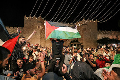 یورش وحشیانه صهیونیستها به فلسطینیان در مسجدالاقصی