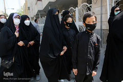 تجمع دختران مشهدی در محکومیت حمله تروریستی به مدرسه سیدالشهدا(ع) کابل