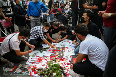 تجمع دانشجویان در محکومیت حمله تروریستی کابل