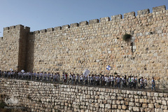 قدرت نمایی گروه های مقاومت اسلامی علیه صهیونیستها در سرزمین های اشغالی