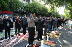 اقامه نماز عید سعید فطر در تبریز‎