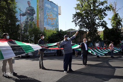 راهپیمایی ضد صهیونیستی نمازگزاران عید سعید فطر دانشگاه تهران در اعتراض به جنایات ضدبشری اخیر رژیم صهیونیستی در فلسطین اشغالی