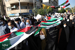 راهپیمایی ضد صهیونیستی نمازگزاران عید سعید فطر دانشگاه تهران در اعتراض به جنایات ضدبشری اخیر رژیم صهیونیستی در فلسطین اشغالی