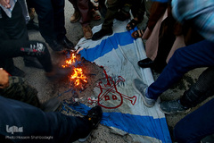 راهپیمایی خودرویی مردم شهر مقدس قم در  حمایت از مردم مظلوم فلسطین