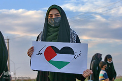 راهپیمایی خودرویی مردم شهر مقدس قم در  حمایت از مردم مظلوم فلسطین