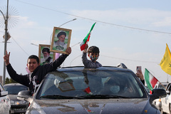 راهپیمایی خودرویی مردم شهر مقدس قم در  حمایت از مردم مظلوم فلسطین